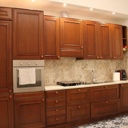 La Casa Di Beba Apartment Бари Екстериор снимка