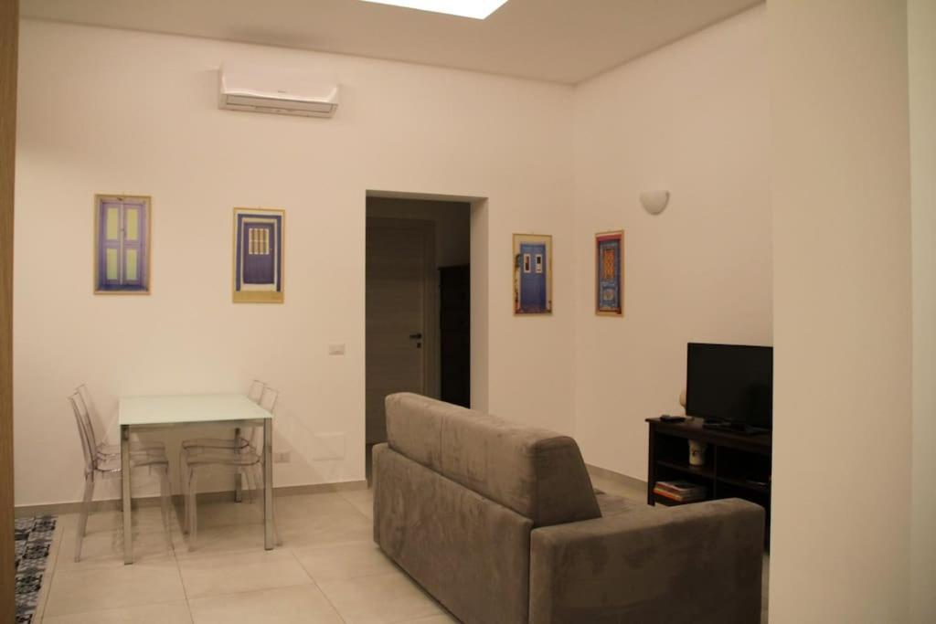 La Casa Di Beba Apartment Бари Екстериор снимка